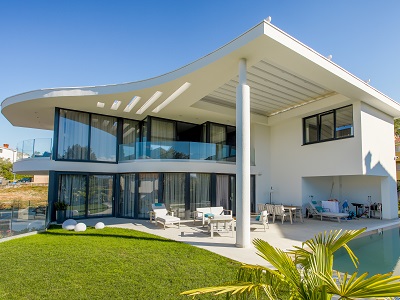 Villa Glass